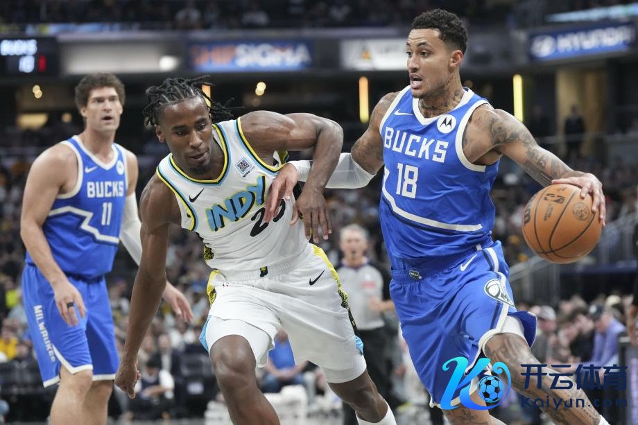 [图]NBA-走路者115-114险胜雄鹿 字母哥19+17+7